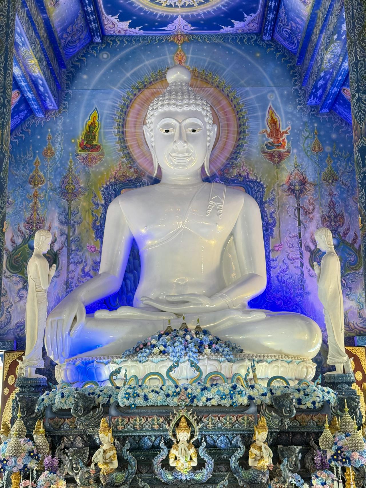 Capture the authentic charm of Chiang Rai’s cultural scene